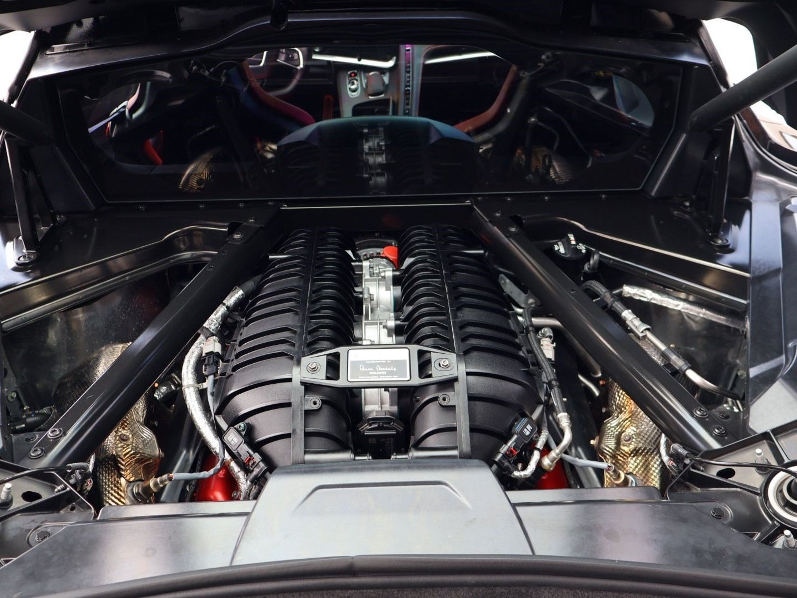 Used 2025 Chevrolet Corvette Z06 RWD image 26