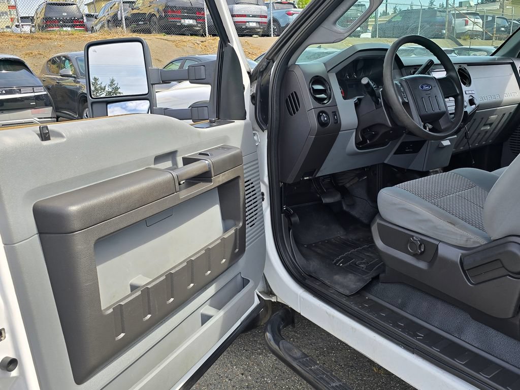 Used 2012 Ford F250 XL w/ PWR Equipment Group AWD/4WD image 18
