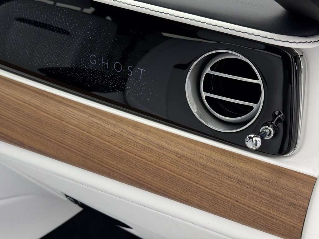 New 2025 Rolls-Royce Ghost image 54