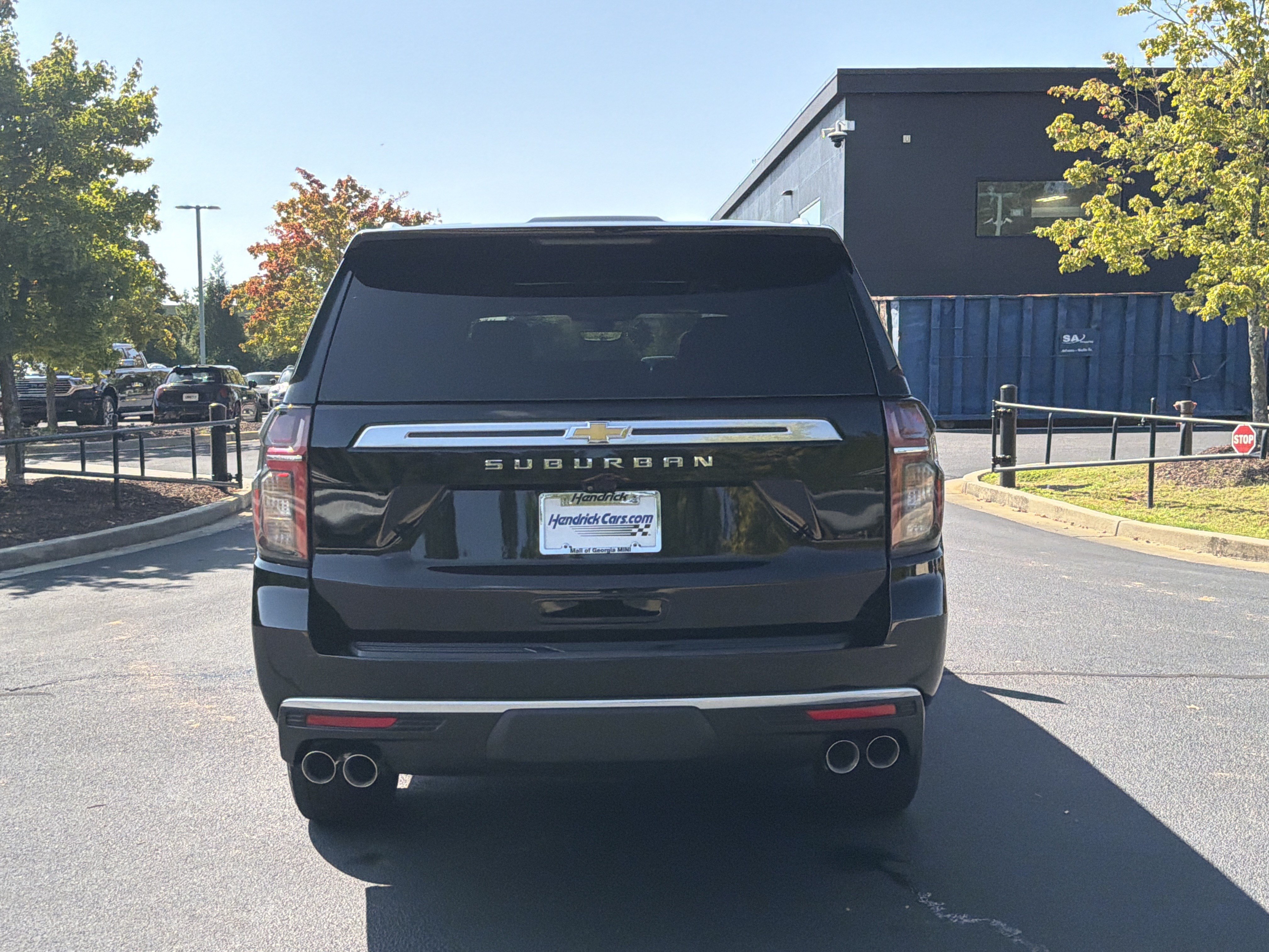 Used 2022 Chevrolet Suburban High Country AWD/4WD image 17