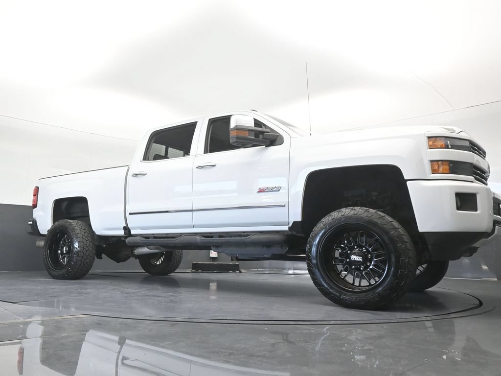 Used 2018 Chevrolet Silverado 2500 LTZ w/ Duramax Plus Package AWD/4WD image 71
