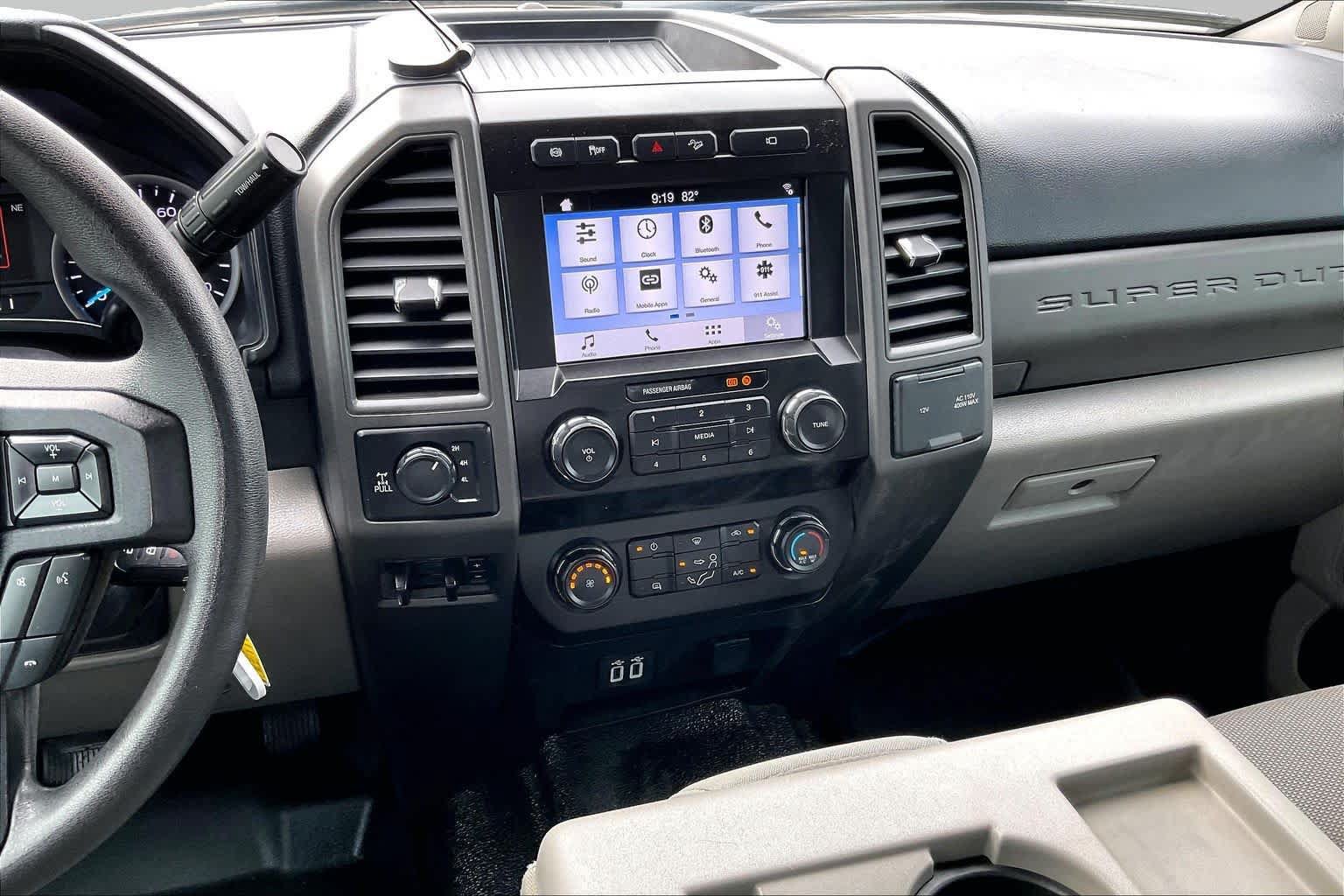 Certified 2019 Ford F250 XL w/ STX Appearance Package AWD/4WD image 7