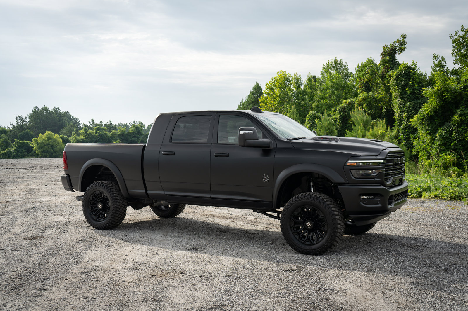 New 2026 RAM 2500 Laramie w/ Night Edition AWD/4WD image 22