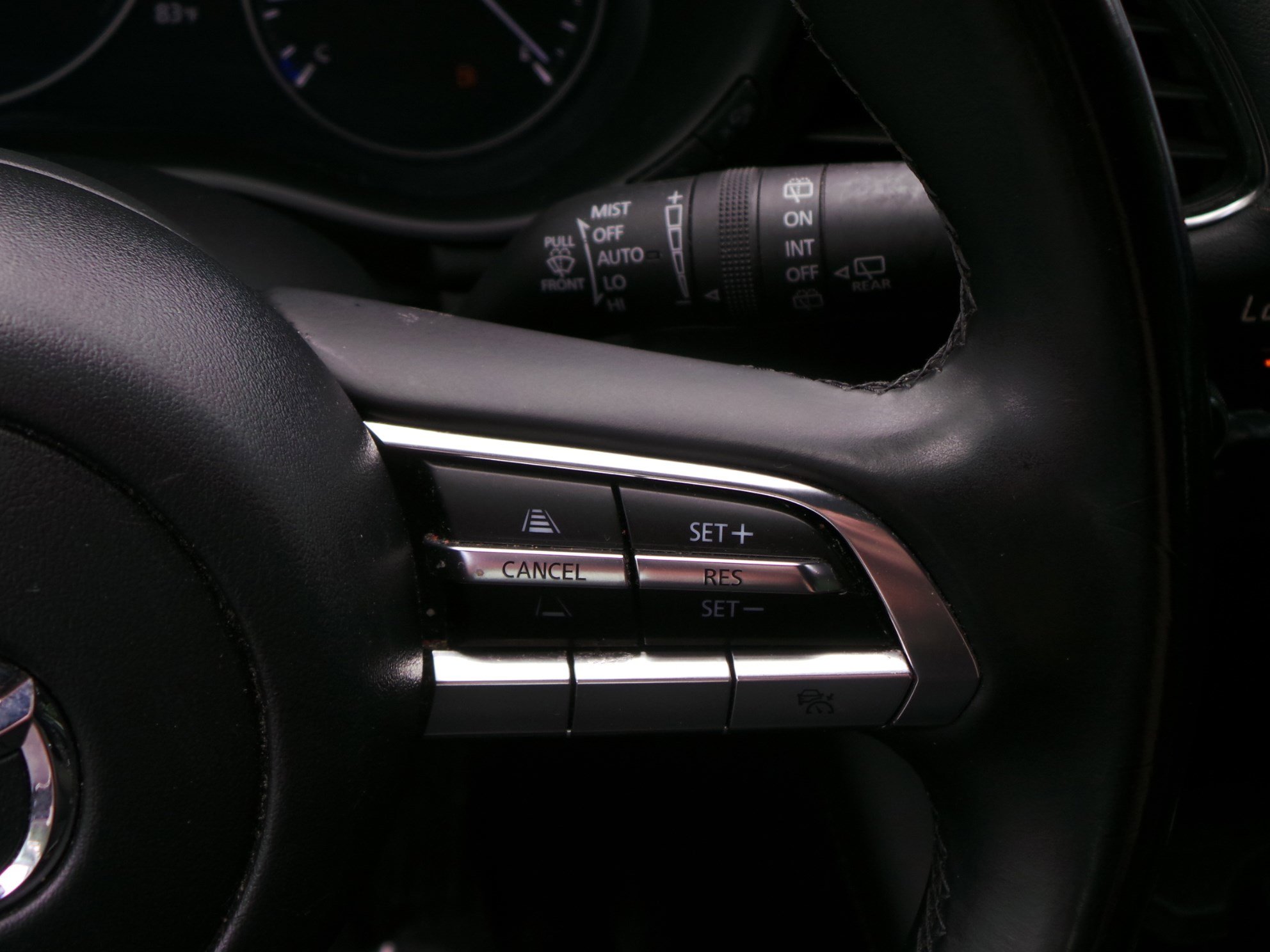 Used 2023 MAZDA MAZDA3 s FWD image 29