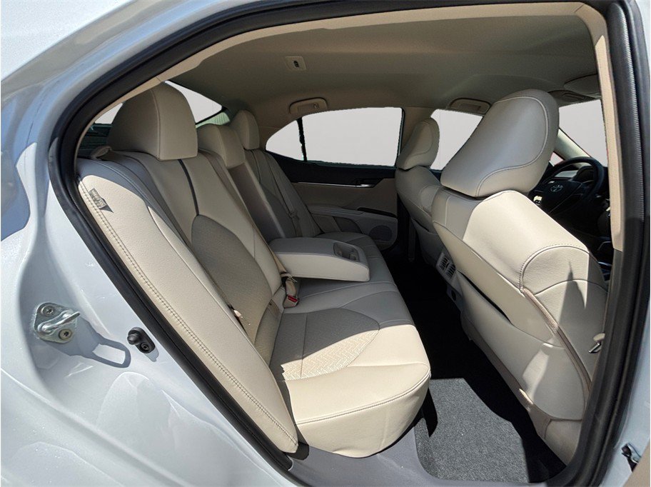 Used 2023 Toyota Camry XLE FWD image 37