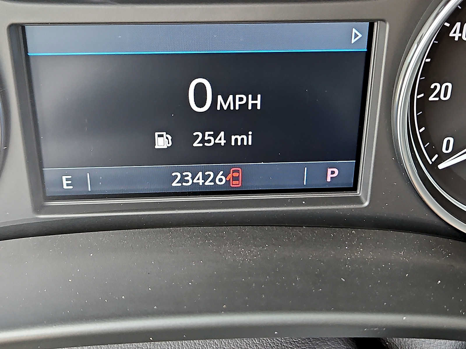 Used 2023 Buick Enclave Essence FWD image 21