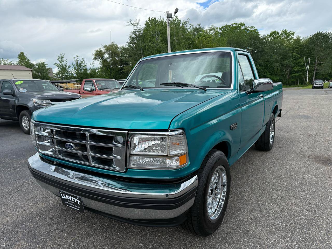 Used 1994 Ford F150 2WD Regular Cab image 2