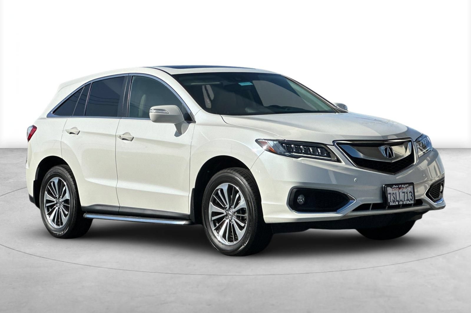Used 2017 Acura RDX w/ Advance Package AWD/4WD image 8