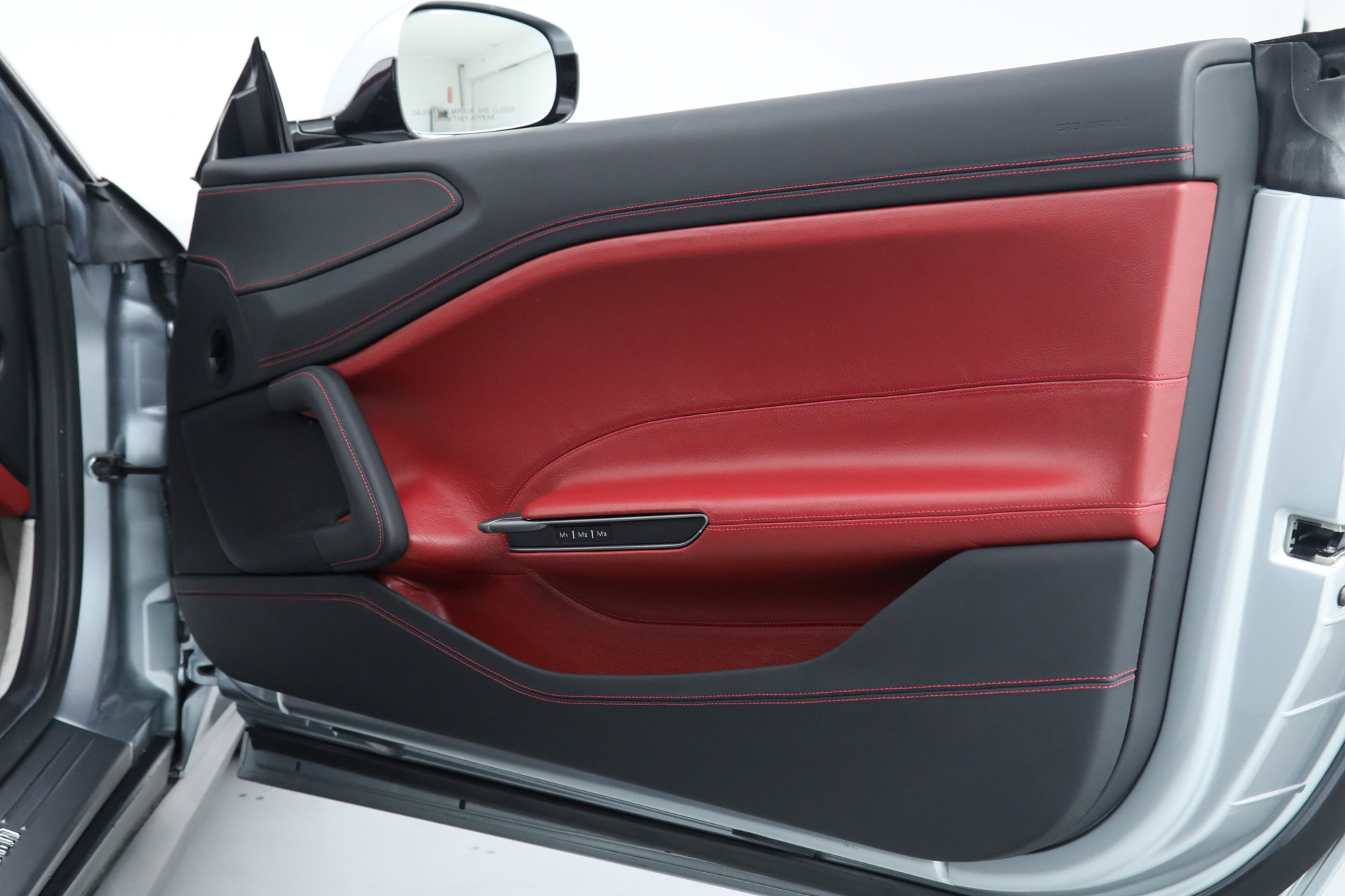 Certified 2018 Ferrari GTC4Lusso image 12