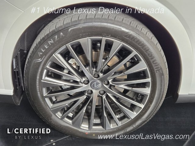 Used 2026 Lexus RX 450h AWD w/ Convenience Package image 13