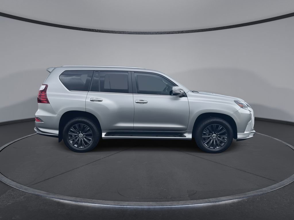 Used 2021 Lexus GX 460 Premium w/ Accessory Package image 9