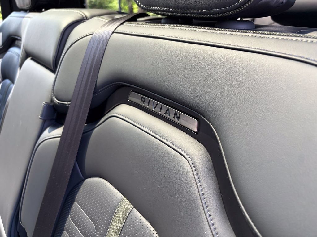 Used 2026 Rivian R1S Adventure AWD/4WD image 22