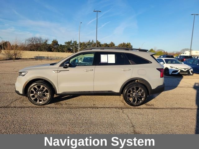 Used 2022 Kia Sorento X-Line EX image 3