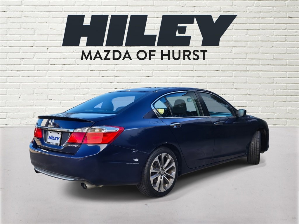 Used 2015 Honda Accord Sport image 3
