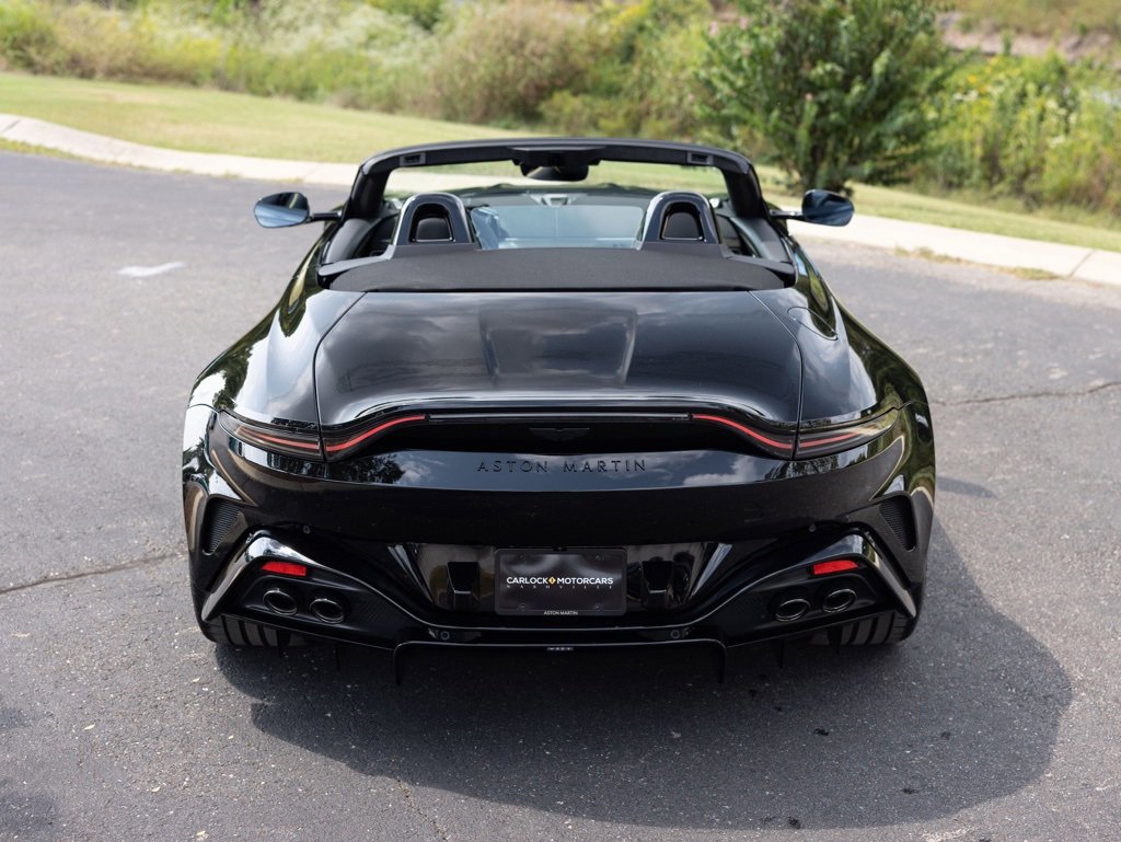 New 2026 Aston Martin V8 Vantage Coupe image 8