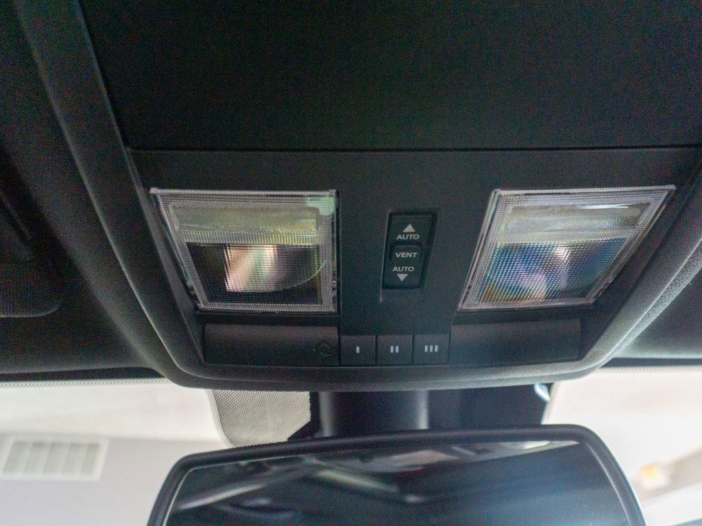 Used 2018 Dodge Challenger R/T Scat Pack image 25