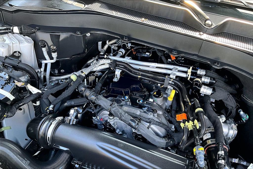 Used 2025 Ford Explorer Active image 45