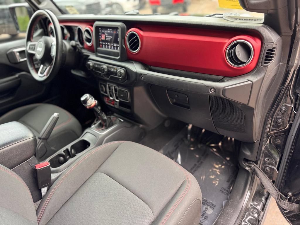 Used 2021 Jeep Gladiator Rubicon w/ Trailer Tow Package AWD/4WD image 25
