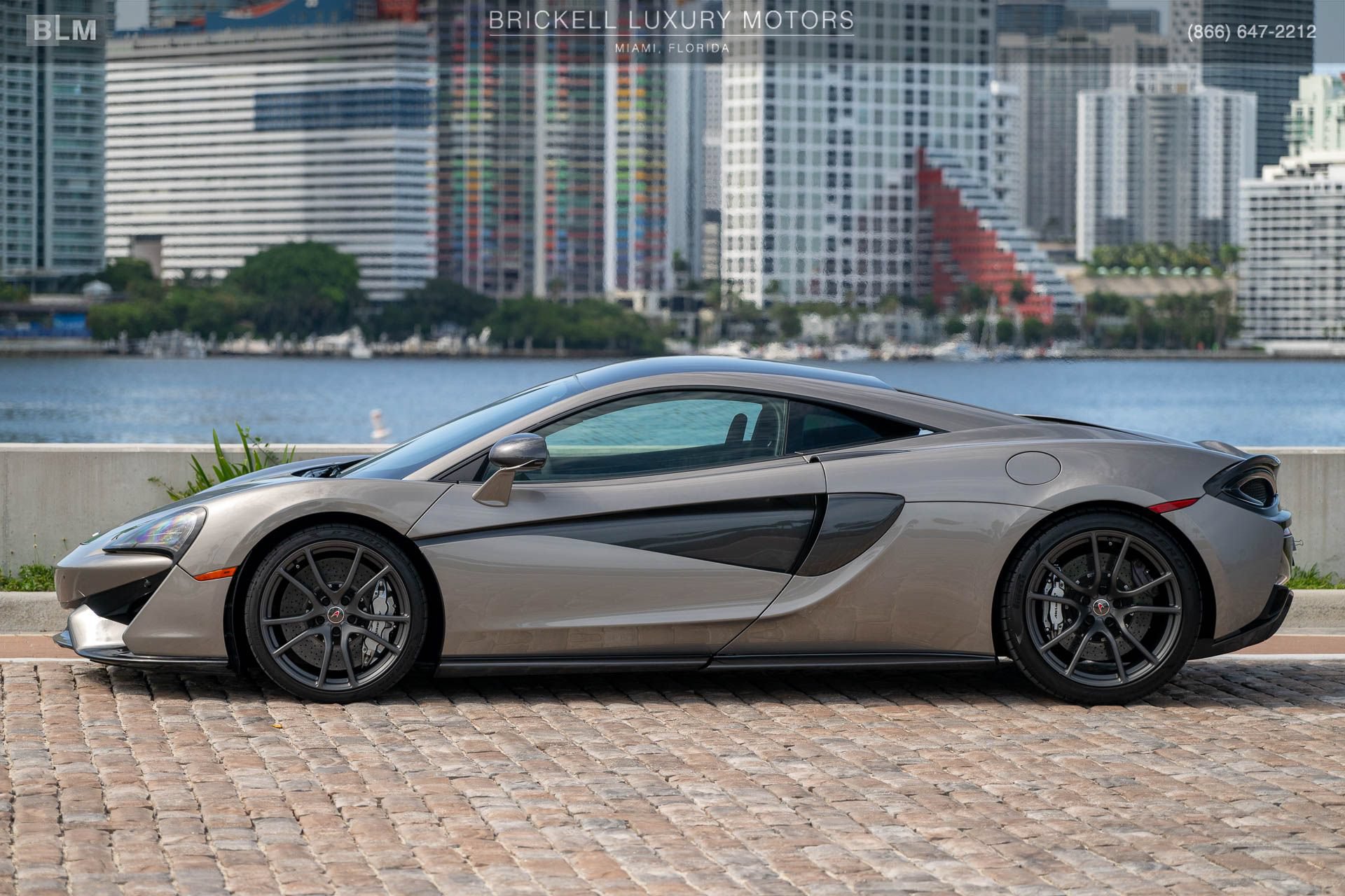 Used 2018 McLaren 570S Coupe RWD image 11