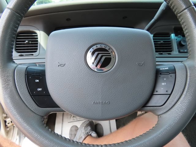 Used 2005 Mercury Grand Marquis LS RWD image 17