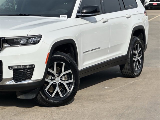 Used 2023 Jeep Grand Cherokee L Limited image 3