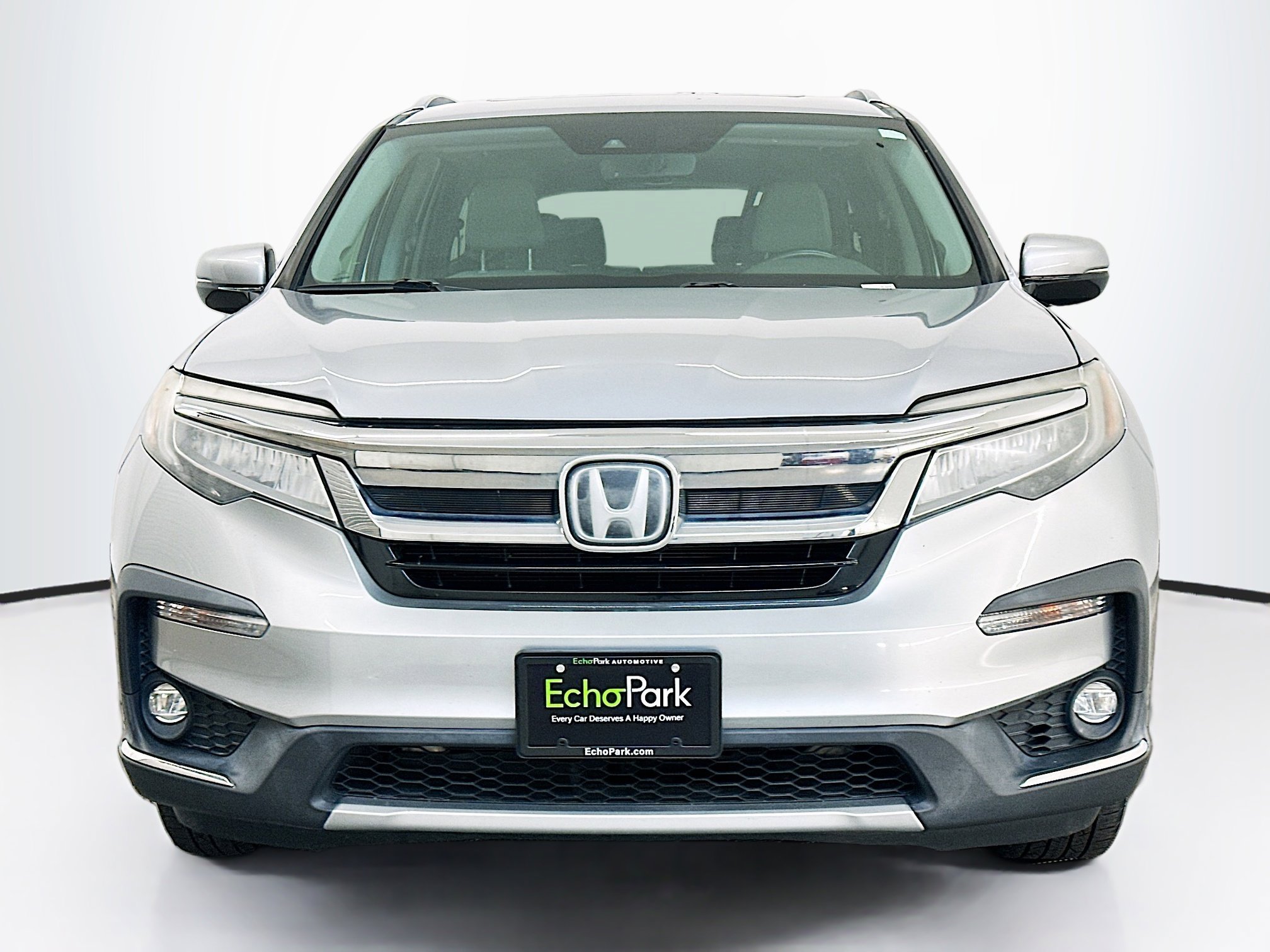 Used 2019 Honda Pilot Touring image 2