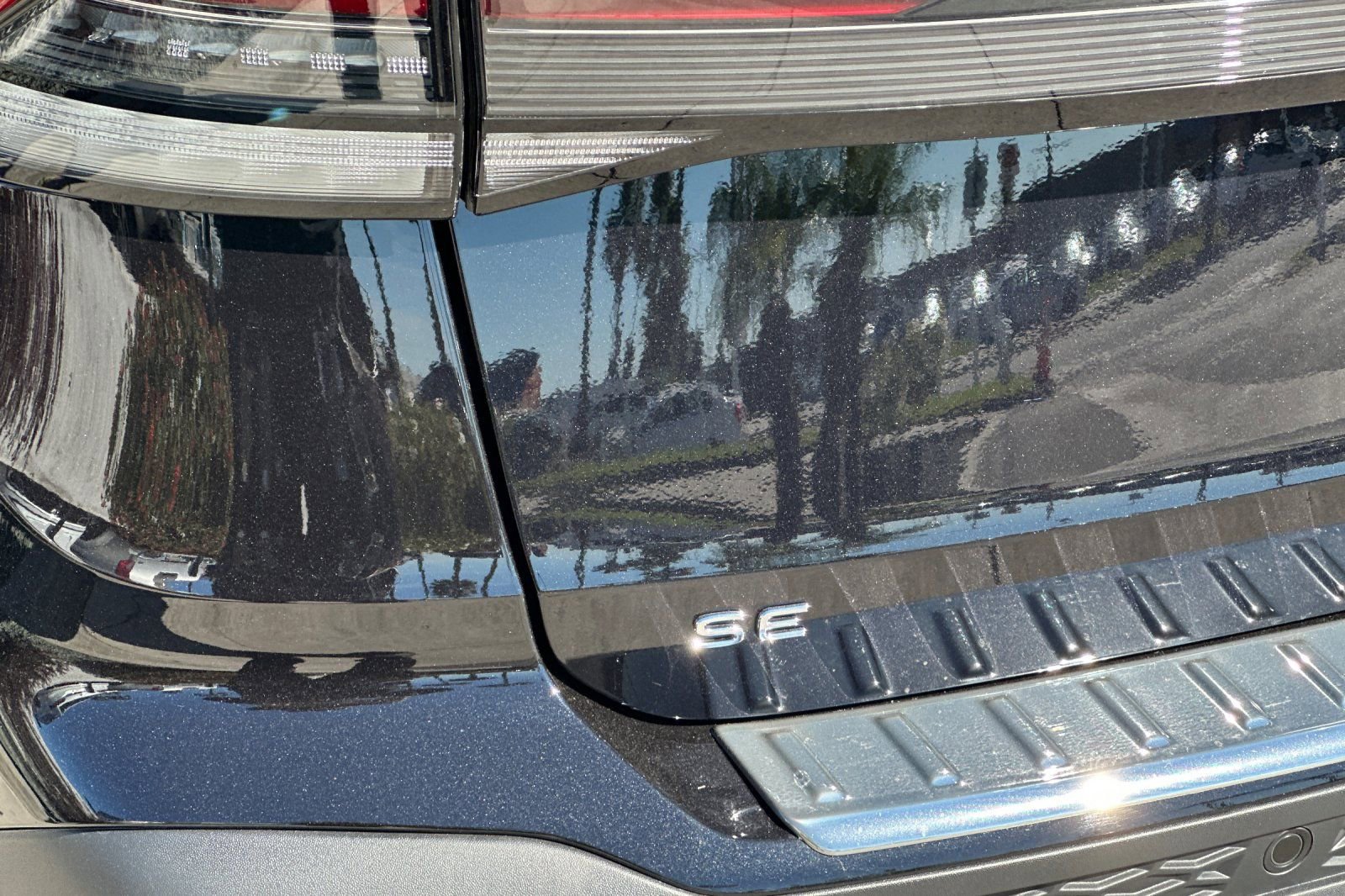 New 2026 Volkswagen Taos SE FWD image 7