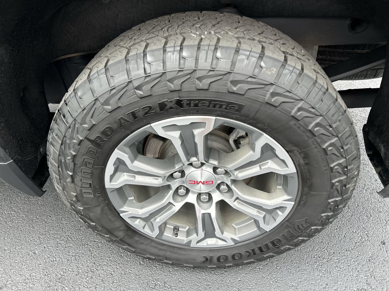 Used 2023 GMC Sierra 1500 SLE AWD/4WD image 10