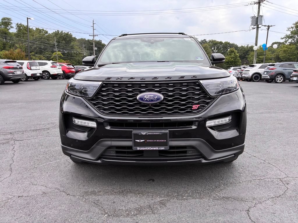 Used 2020 Ford Explorer ST AWD/4WD image 2
