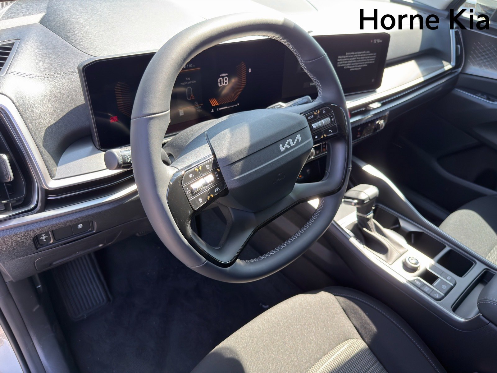 New 2026 Kia Sorento LX FWD image 11
