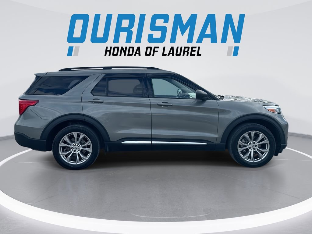 Used 2020 Ford Explorer XLT w/ Equipment Group 202A image 9