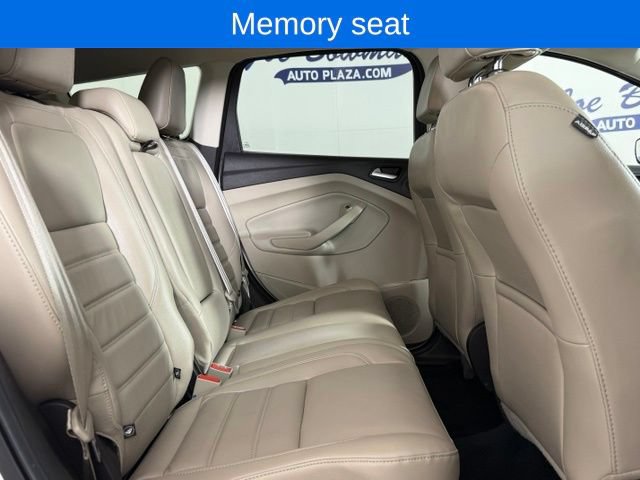 Used 2017 Ford Escape Titanium AWD/4WD image 18