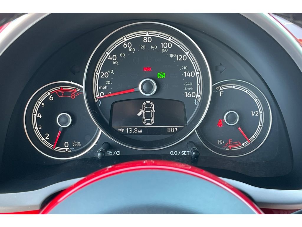 Used 2017 Volkswagen Beetle 1.8T SE FWD image 36
