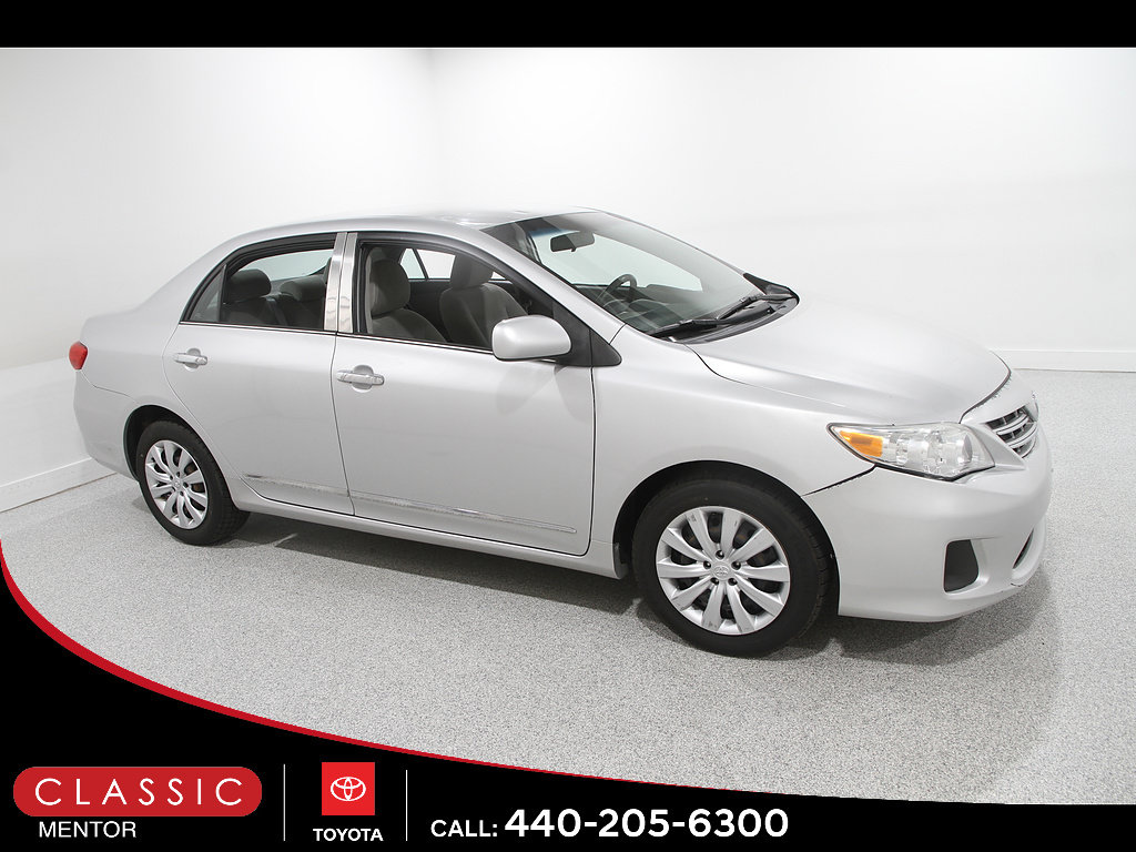 Used 2013 Toyota Corolla LE FWD image 1