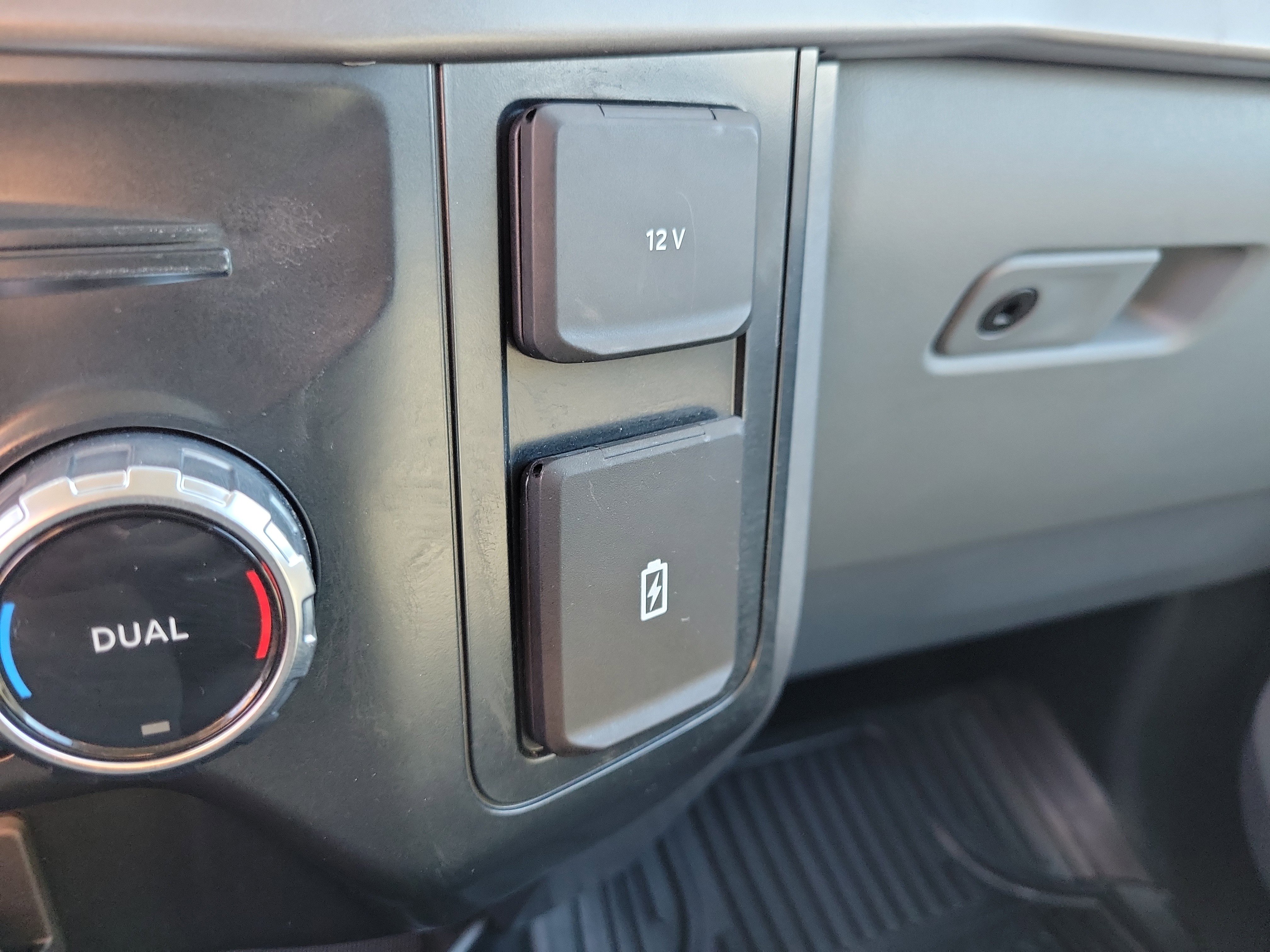 Used 2025 Ford F150 XLT w/ Equipment Group 301A Standard image 30