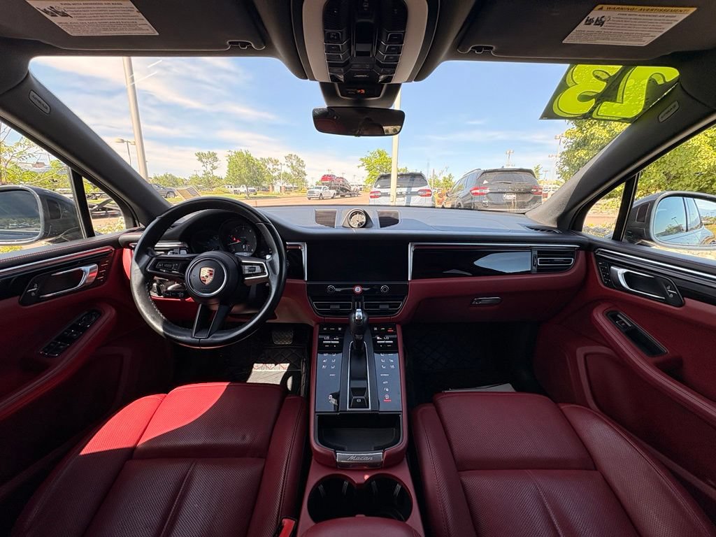 Used 2023 Porsche Macan Turbo AWD/4WD image 13