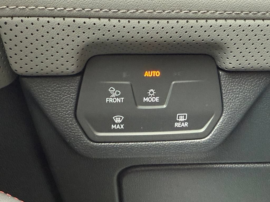 New 2026 Volkswagen Atlas Peak Edition AWD/4WD image 19
