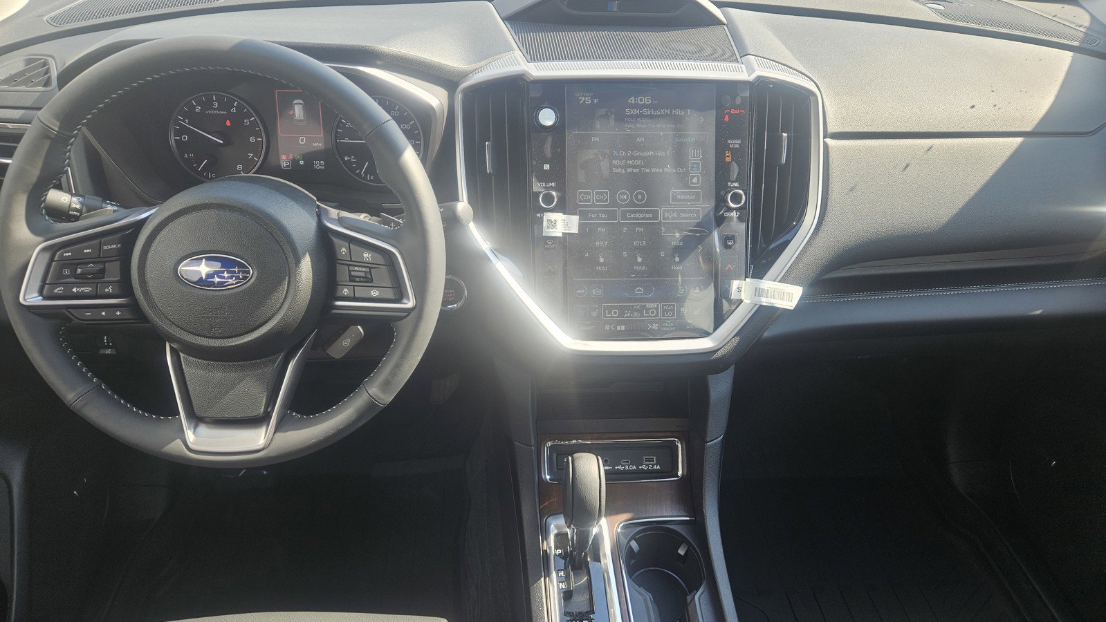 New 2025 Subaru Ascent Touring w/ Popular Package #1 image 9