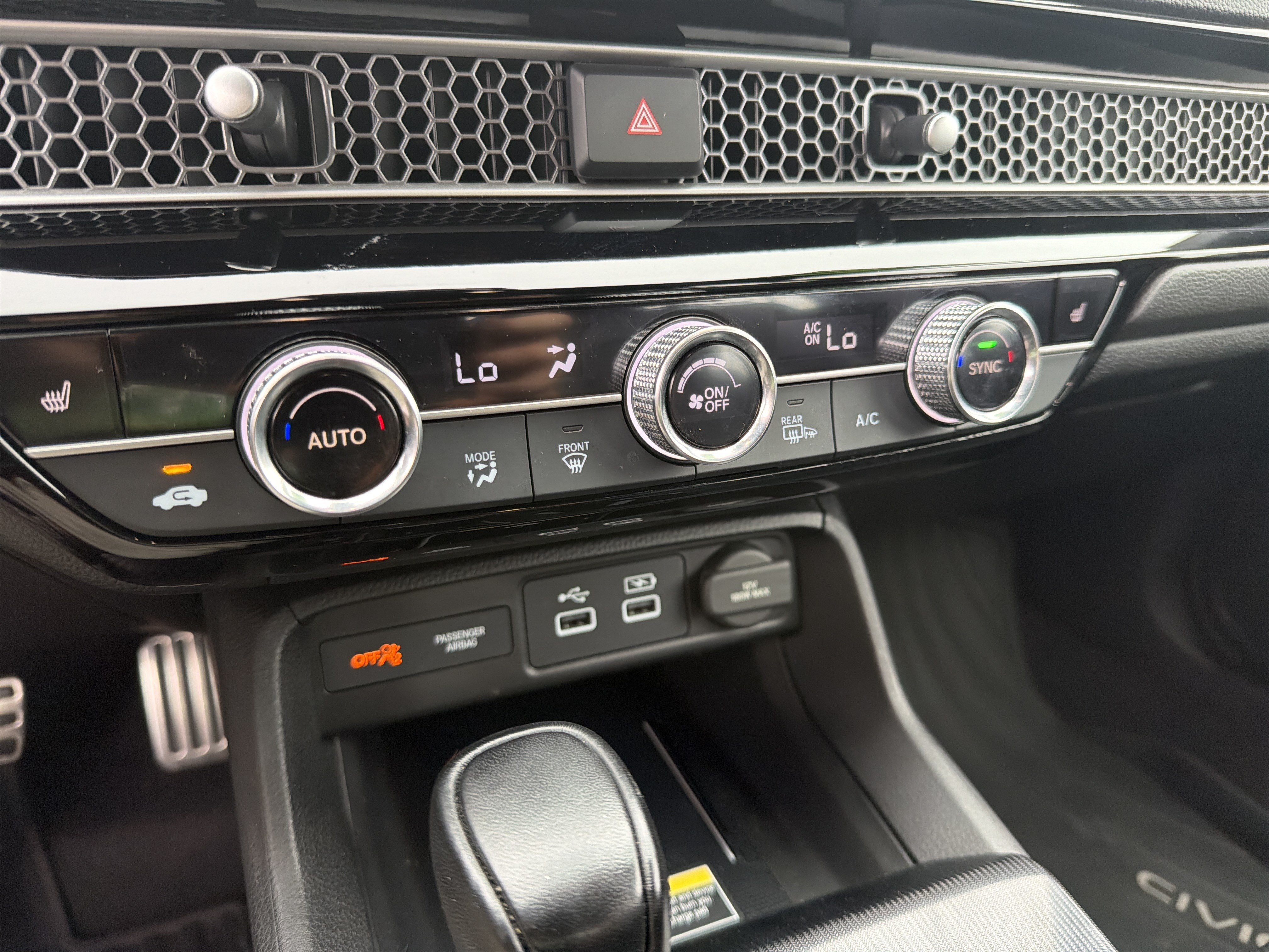 Used 2022 Honda Civic Sport Touring image 7