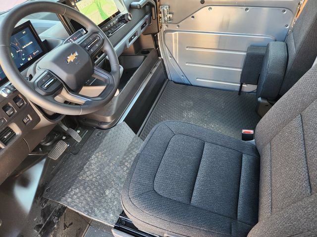 New 2025 Chevrolet Brightdrop 400 w/ Power Door Package AWD/4WD image 4