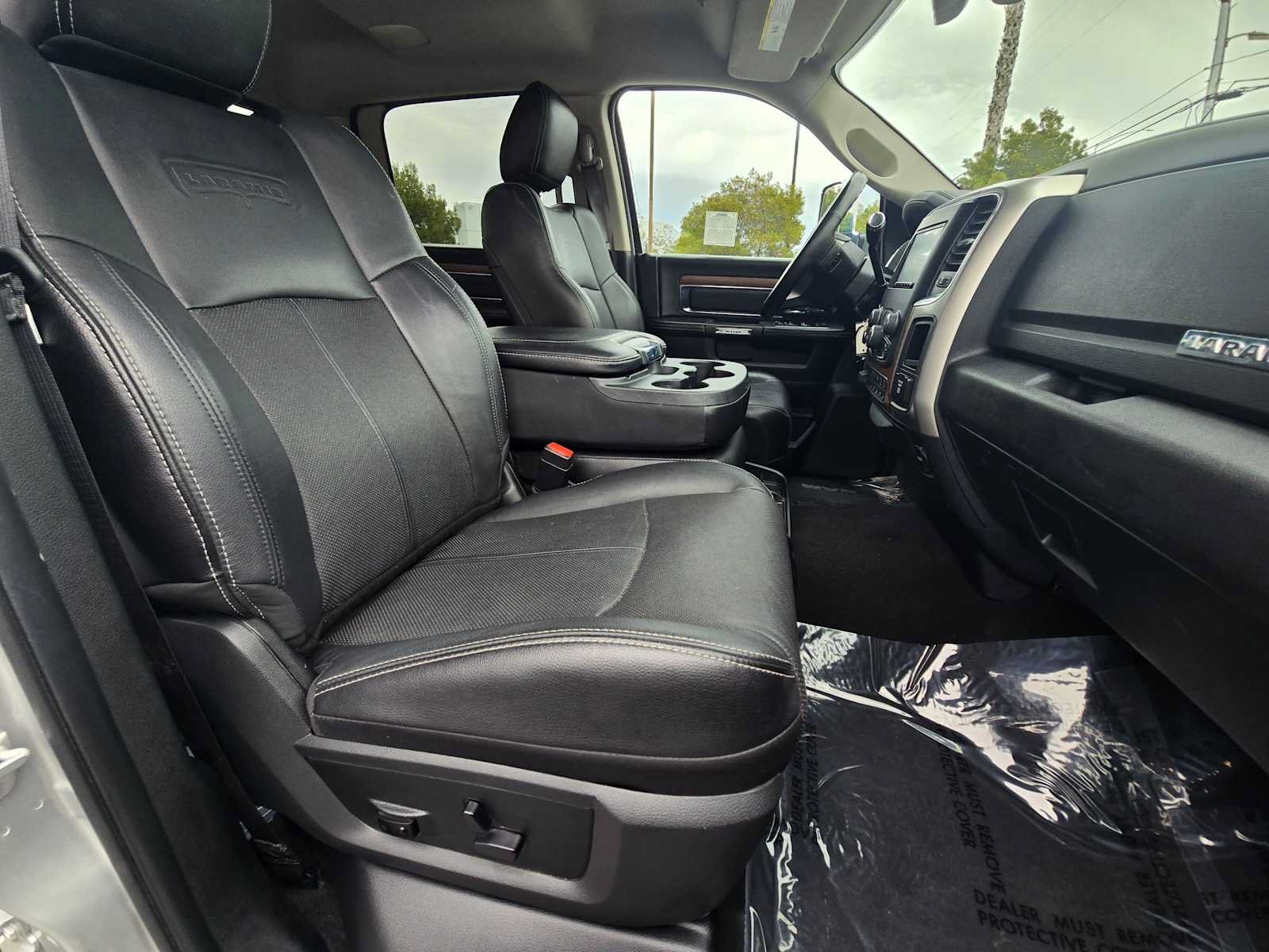 Used 2018 RAM 2500 Laramie AWD/4WD image 10