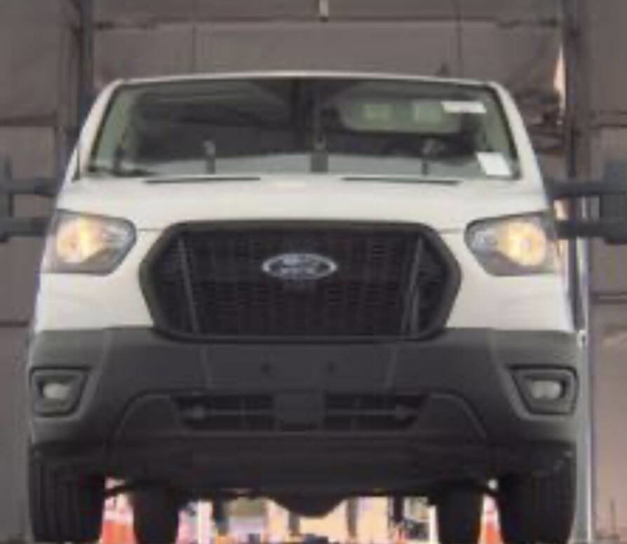 Used 2021 Ford Transit 250 Low Roof RWD image 7
