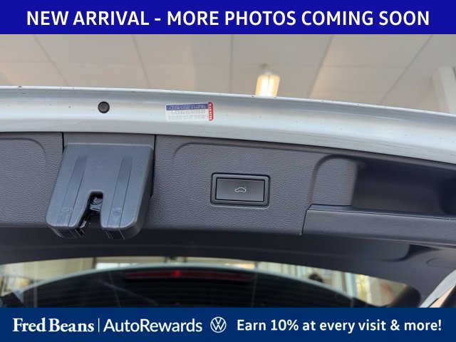Used 2024 Volkswagen Atlas SE AWD/4WD image 5