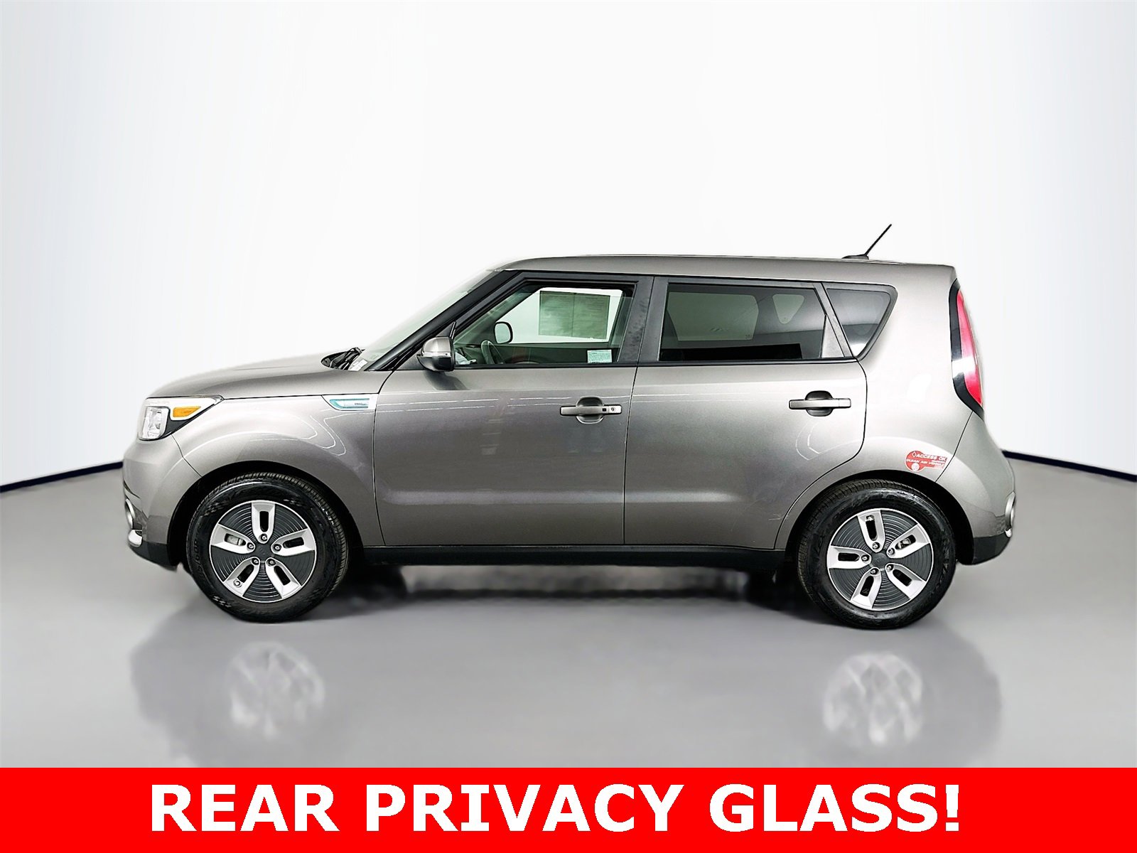 Used 2019 Kia Soul EV image 4