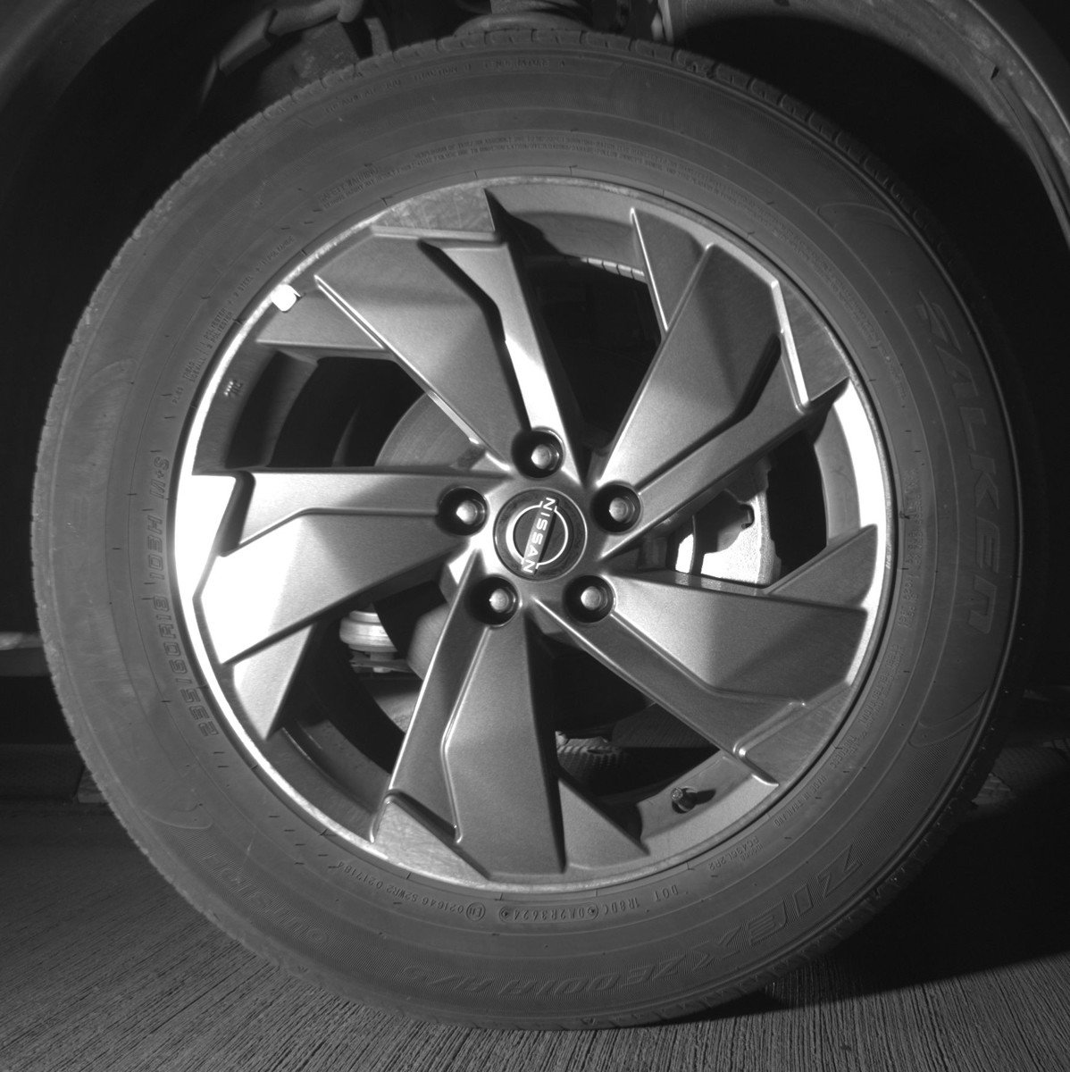 Used 2025 Nissan Rogue SV image 13