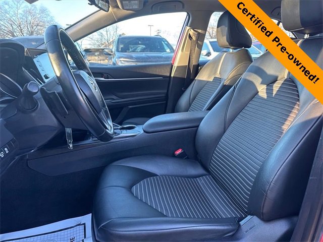 Used 2023 Toyota Camry SE image 8