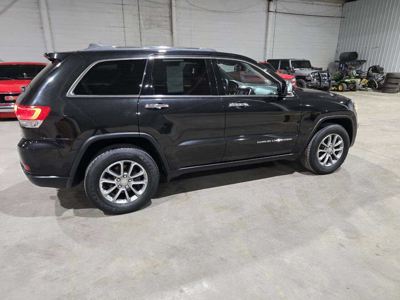 Used 2014 Jeep Grand Cherokee Limited AWD/4WD image 11