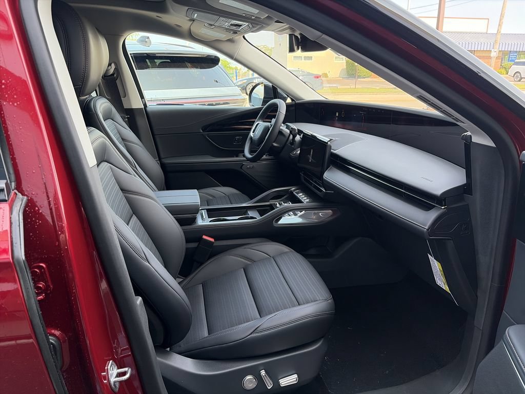 New 2026 Lincoln Nautilus Reserve AWD/4WD image 8