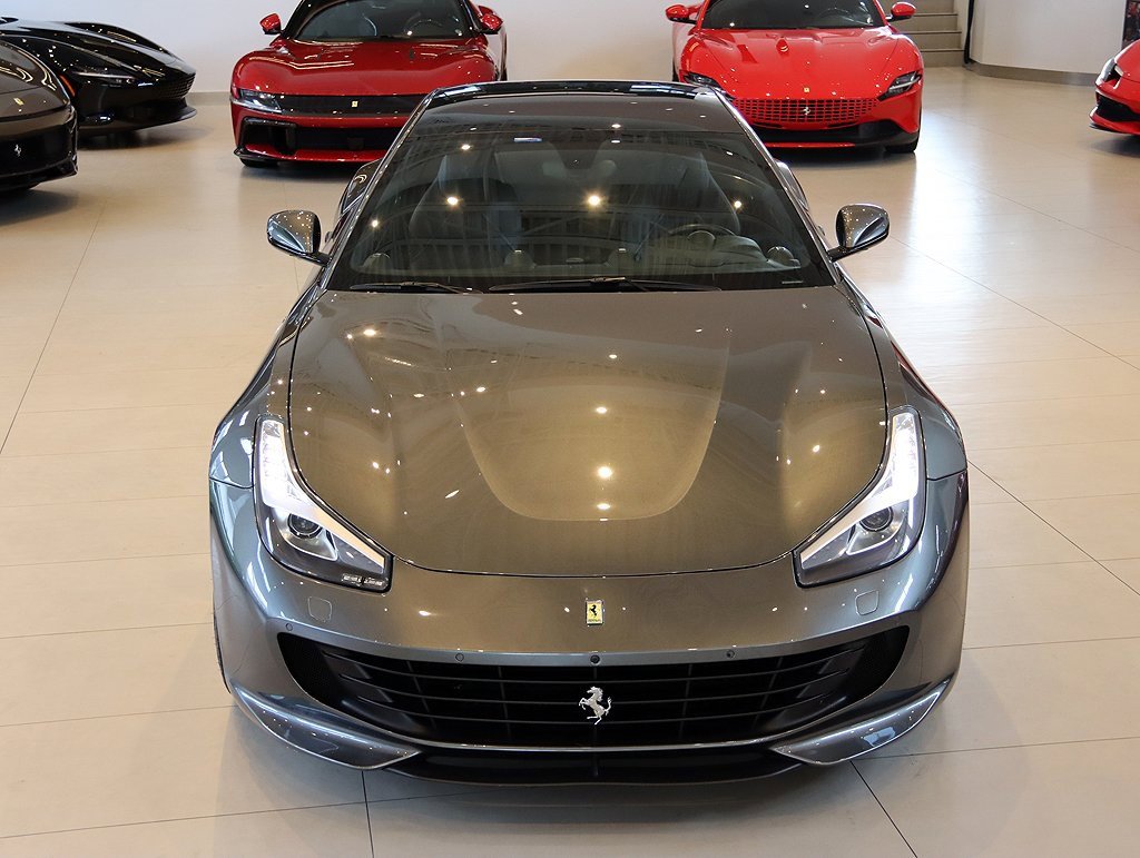 Certified 2017 Ferrari GTC4Lusso image 29