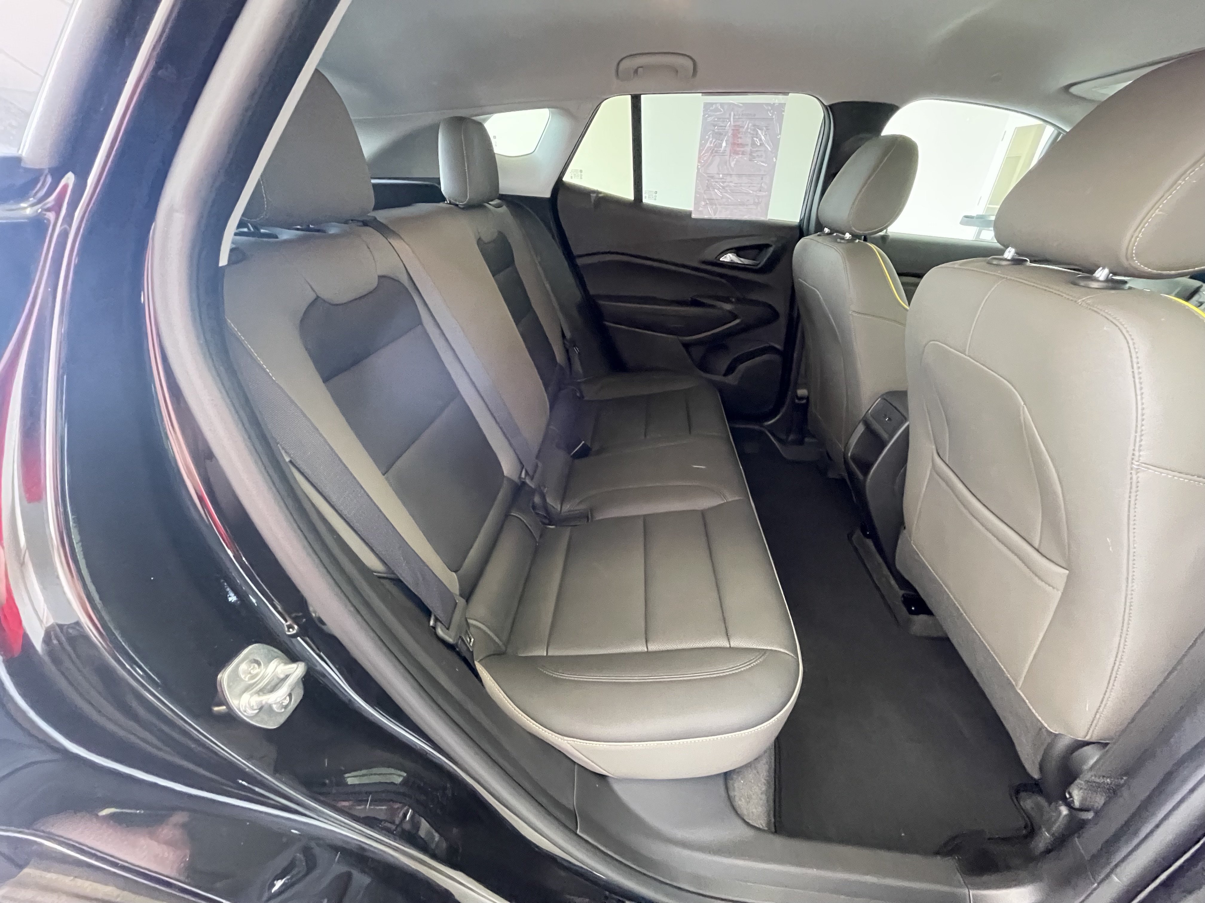 Certified 2025 Chevrolet Trax ACTIV w/ Driver Confidence Package FWD image 15